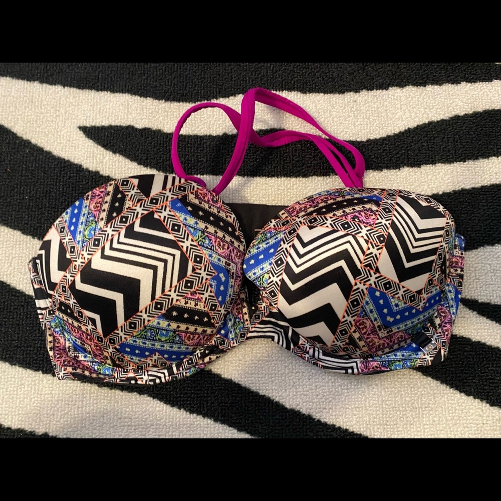 Victoria Secret Brand Bra criss cross